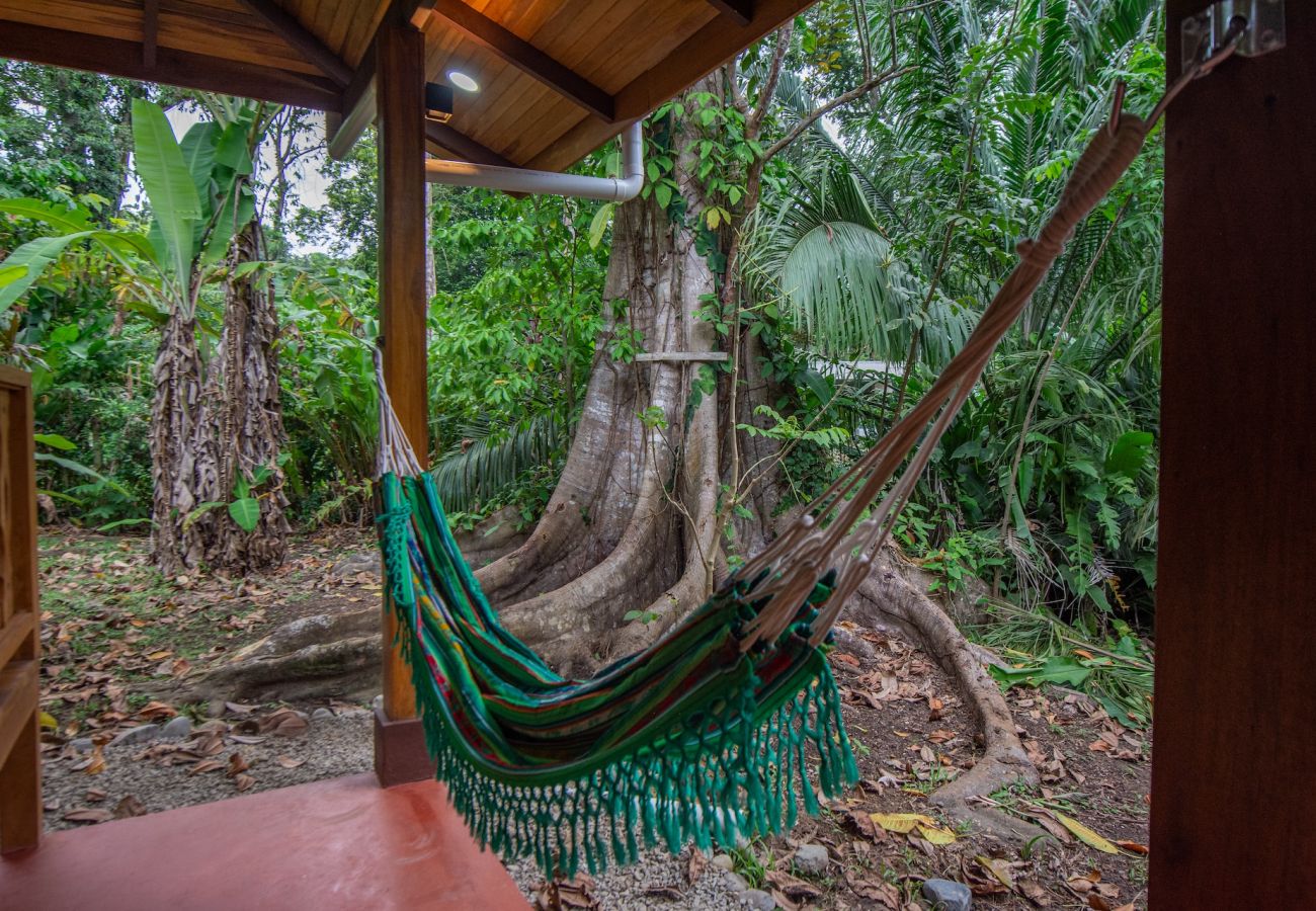 Bungalow en Playa Chiquita - Macaw Chiquita Beach Casitas 