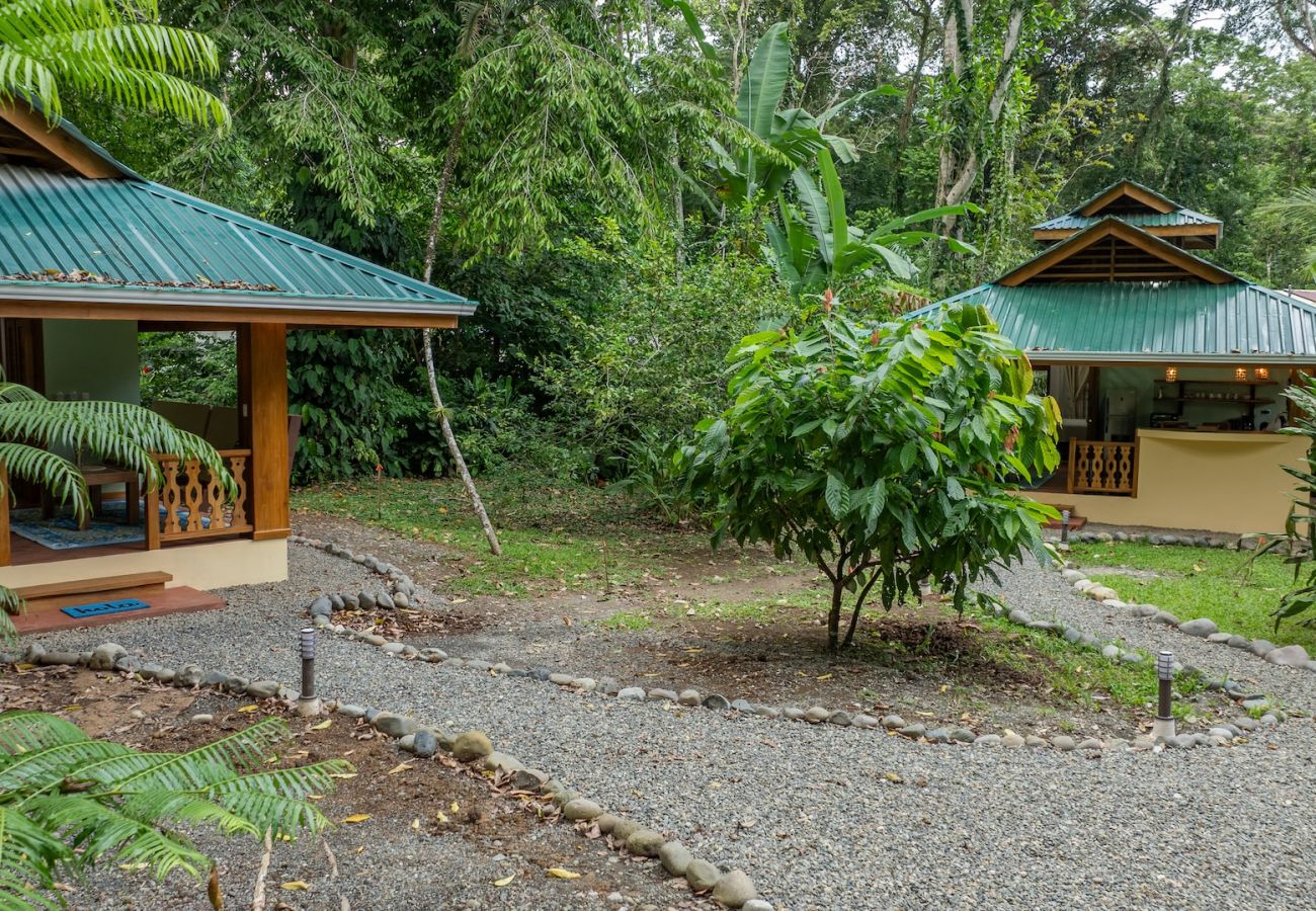 Bungalow en Playa Chiquita - Macaw Chiquita Beach Casitas 